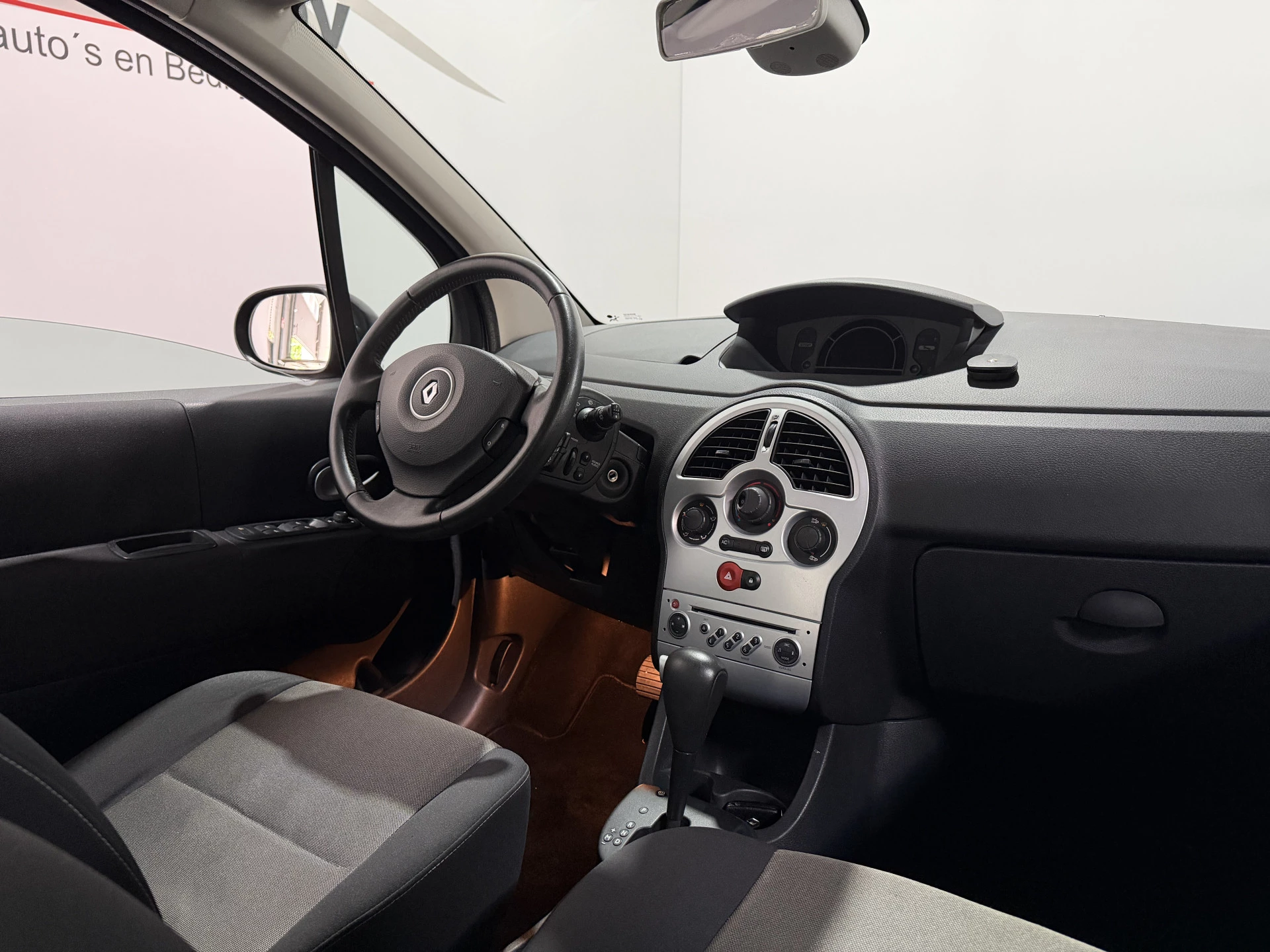 Hoofdafbeelding Renault Modus