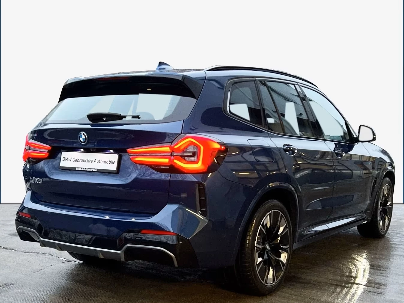 Hoofdafbeelding BMW iX3