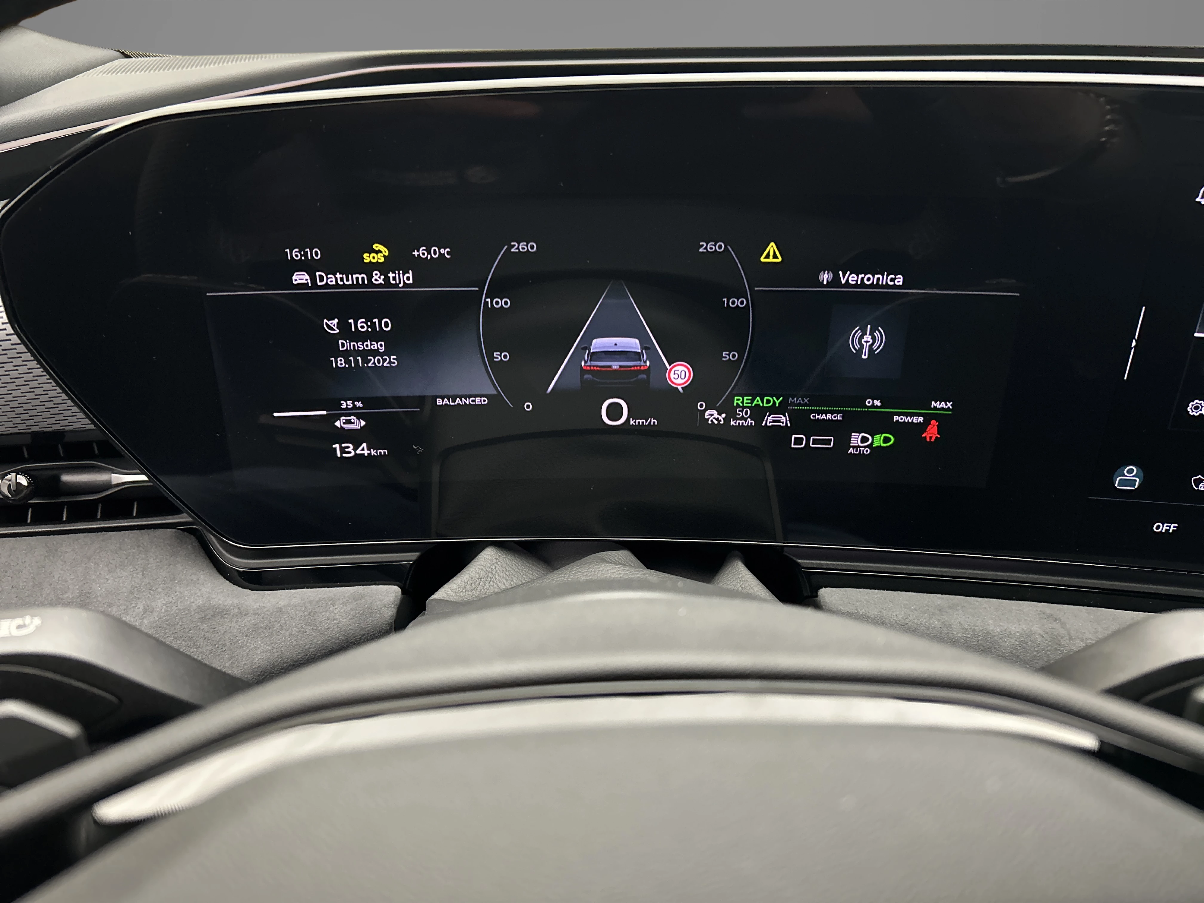 Hoofdafbeelding Audi A6 Avant e-tron