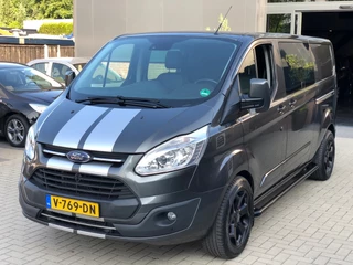 Hoofdafbeelding Ford Transit Custom Ford Transit Custom 2.0 TDCI 170pk L2H1 Limited DUBBELE CABINE LEER NAVI XENON CRUISE CAMERA PDC