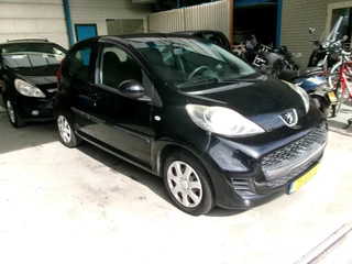 Peugeot 107 1.0-12V XS Airco .