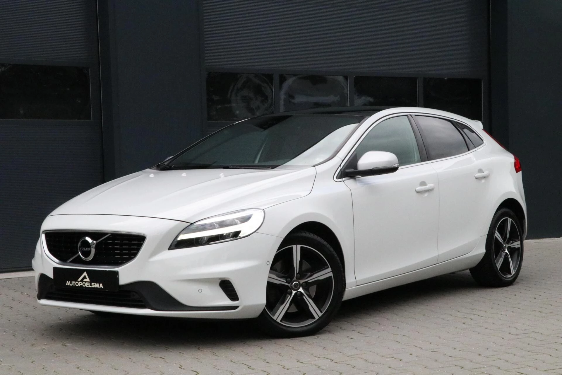 Hoofdafbeelding Volvo V40