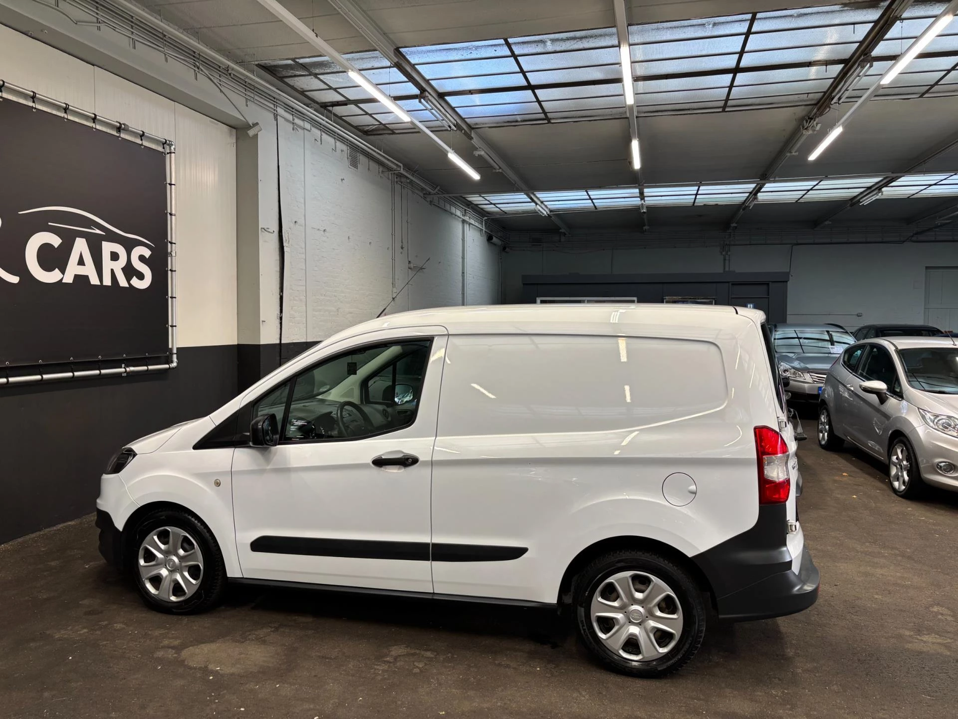 Hoofdafbeelding Ford Transit Courier