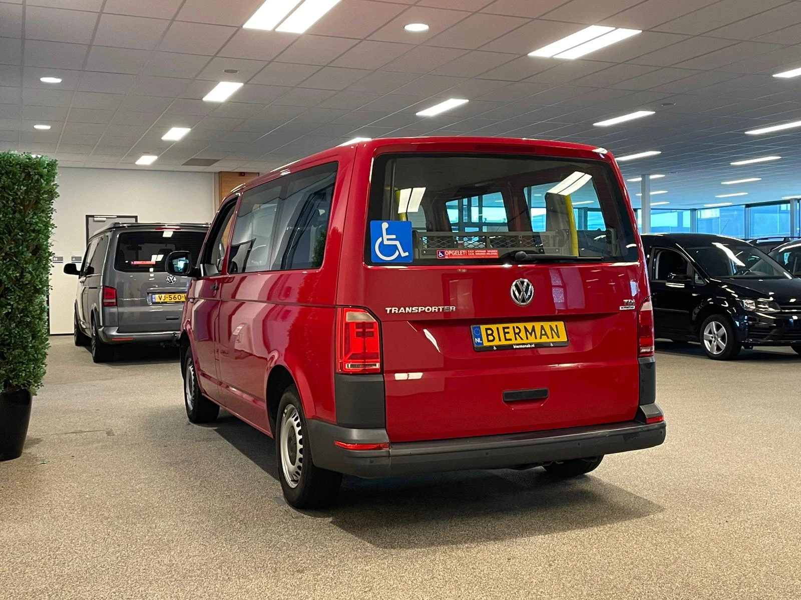 Hoofdafbeelding Volkswagen Transporter