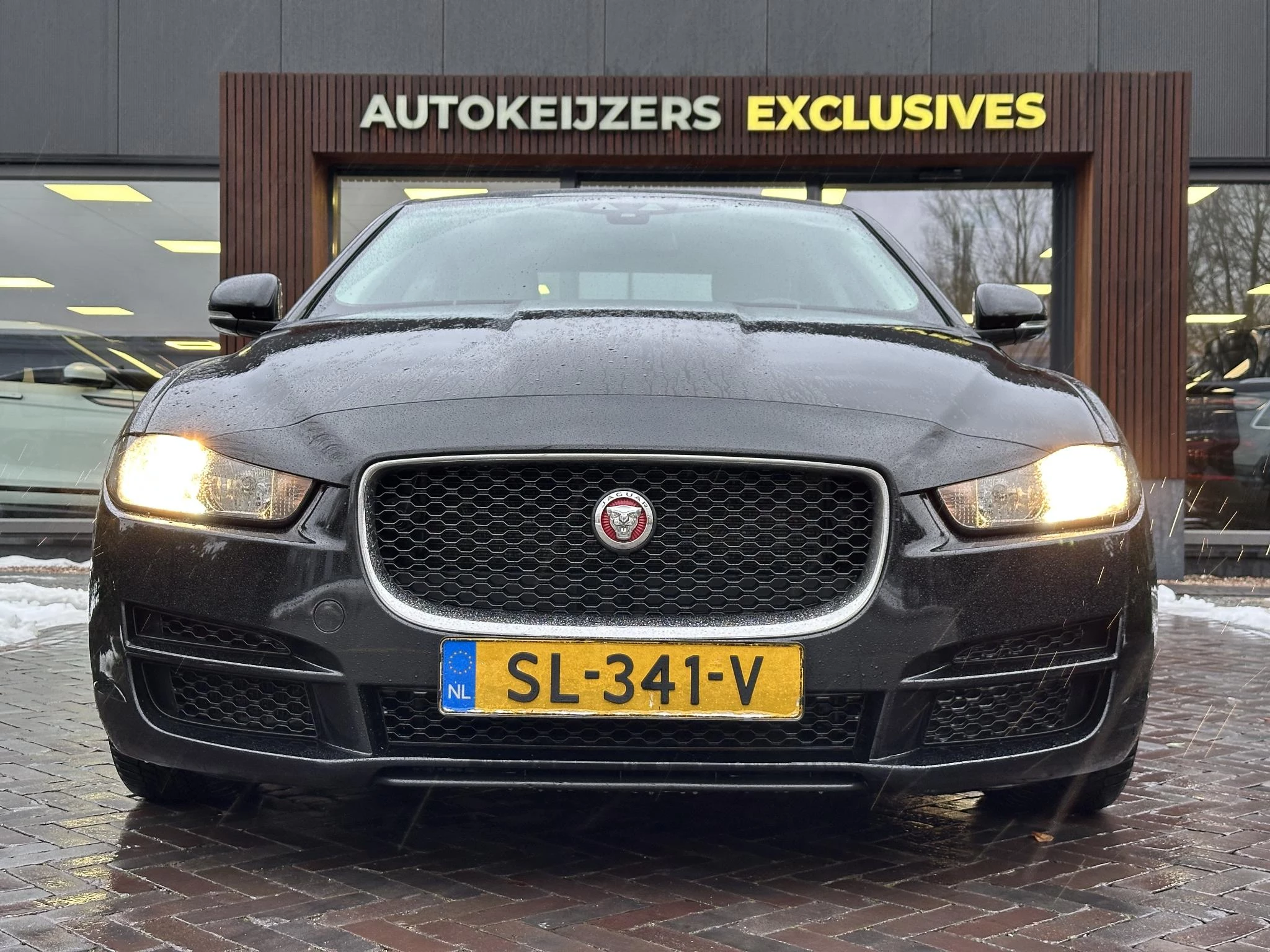 Hoofdafbeelding Jaguar XE