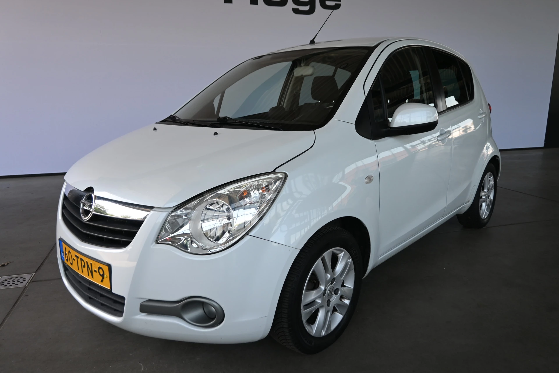 Hoofdafbeelding Opel Agila