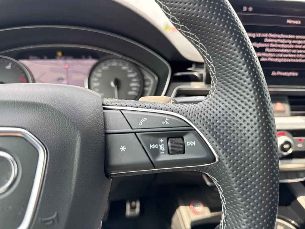 Hoofdafbeelding Audi S4