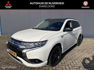 Hoofdafbeelding Mitsubishi Outlander Mitsubishi Outlander 2.4 PHEV Intense+ |TREKHAAK|ALLSEASON BANDEN | CARPLAY