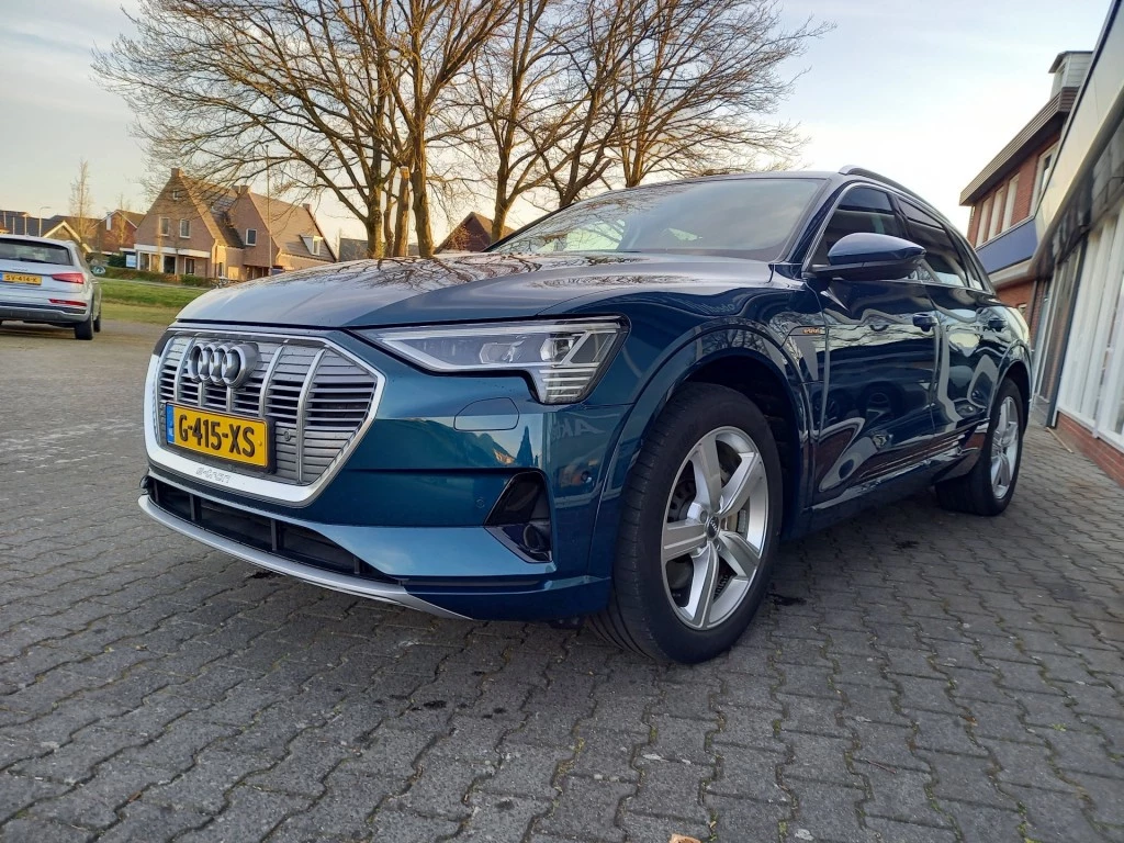 Hoofdafbeelding Audi e-tron