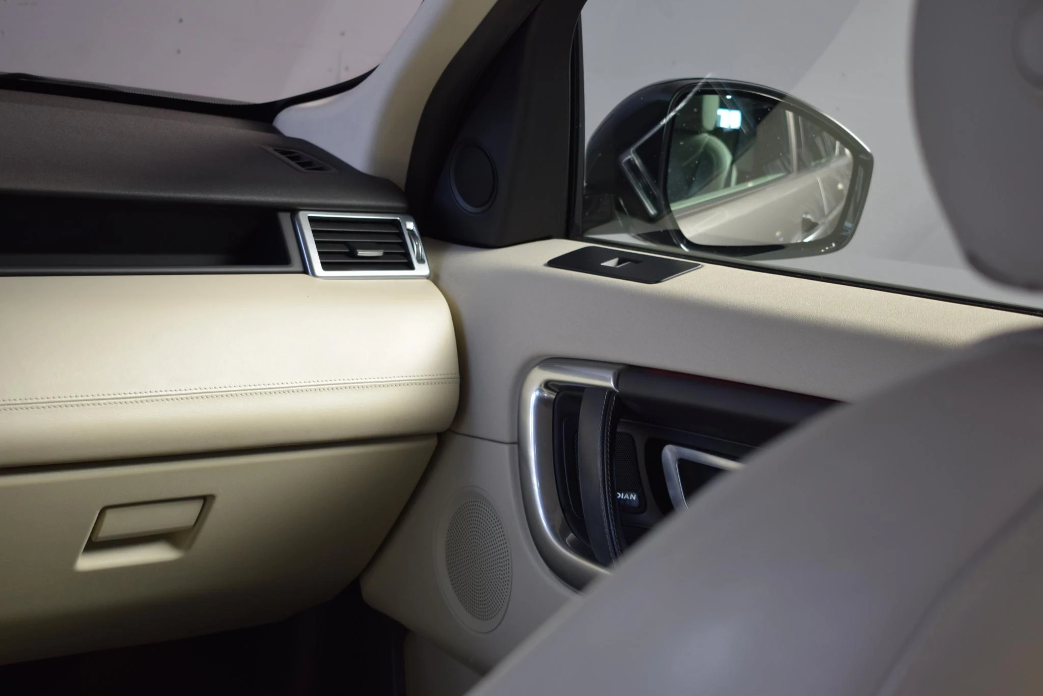 Hoofdafbeelding Land Rover Discovery