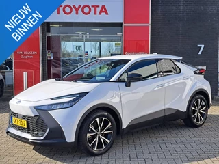 Toyota C-HR 2.0 Plug-in Hybrid 220 Dynamic NL-AUTO 4-SEIZOENSBANDEN TREKHAAK PDC V+A STOEL- EN STUURVERWARMING