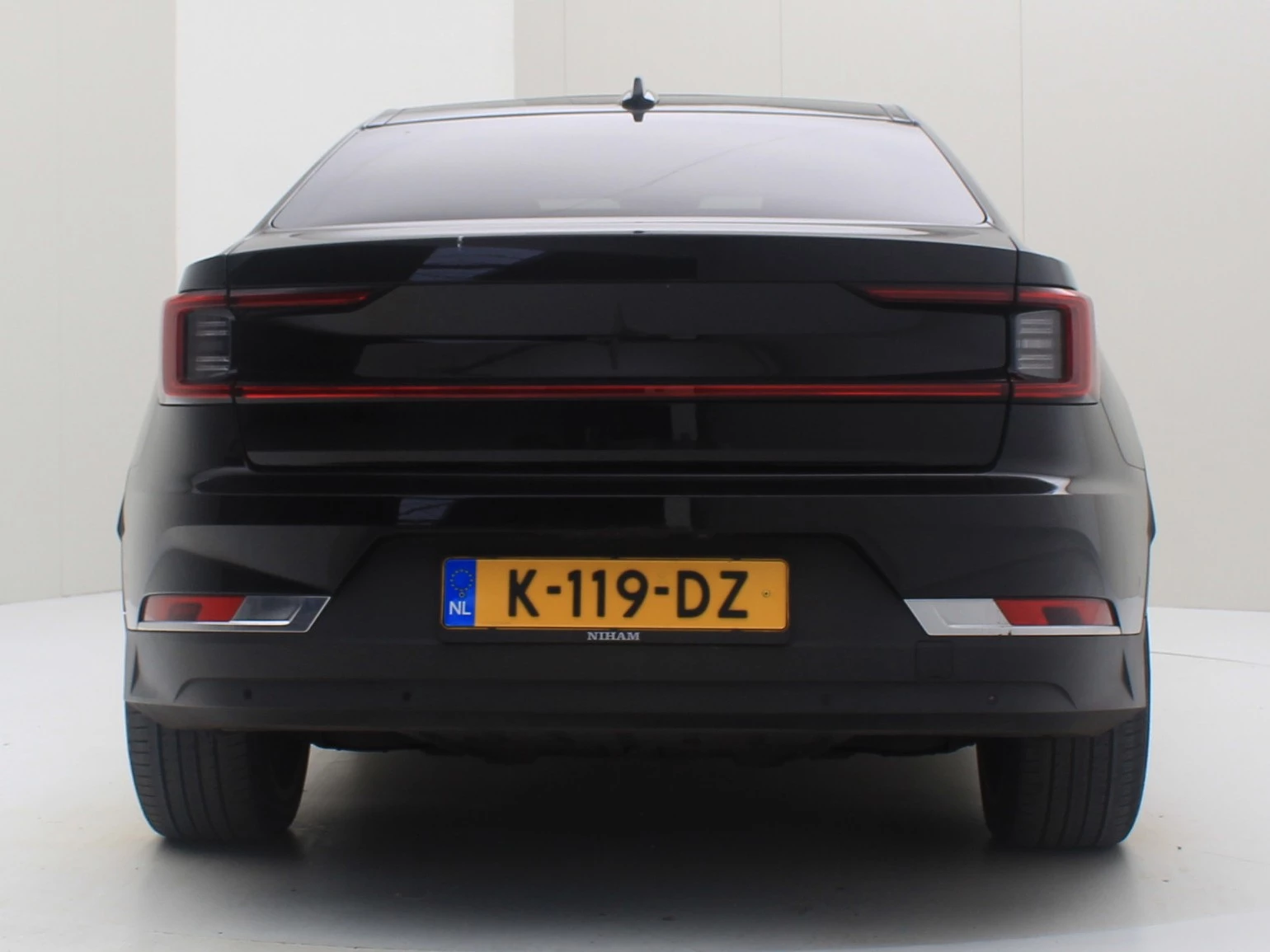 Hoofdafbeelding Polestar 2