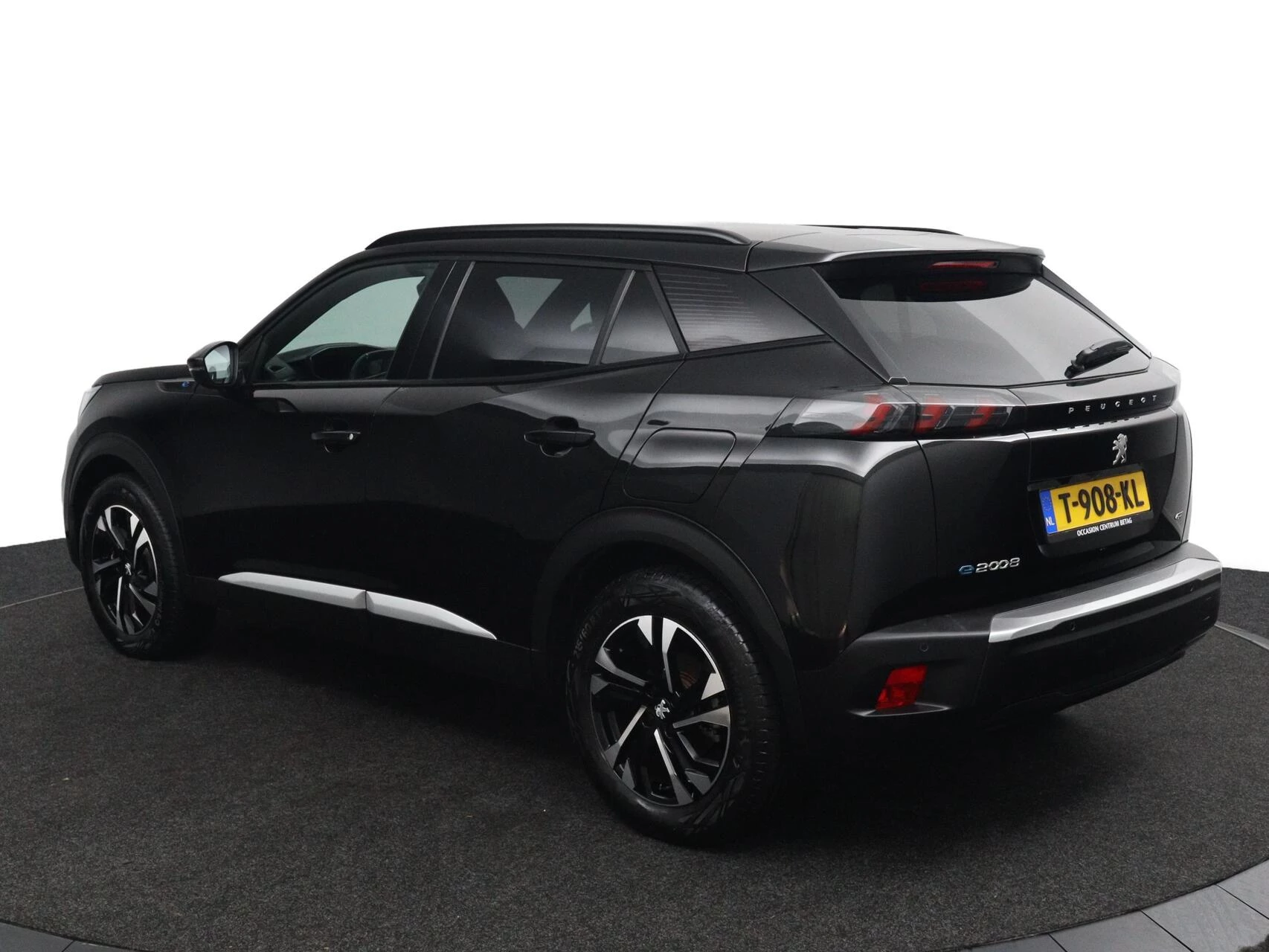 Hoofdafbeelding Peugeot e-2008