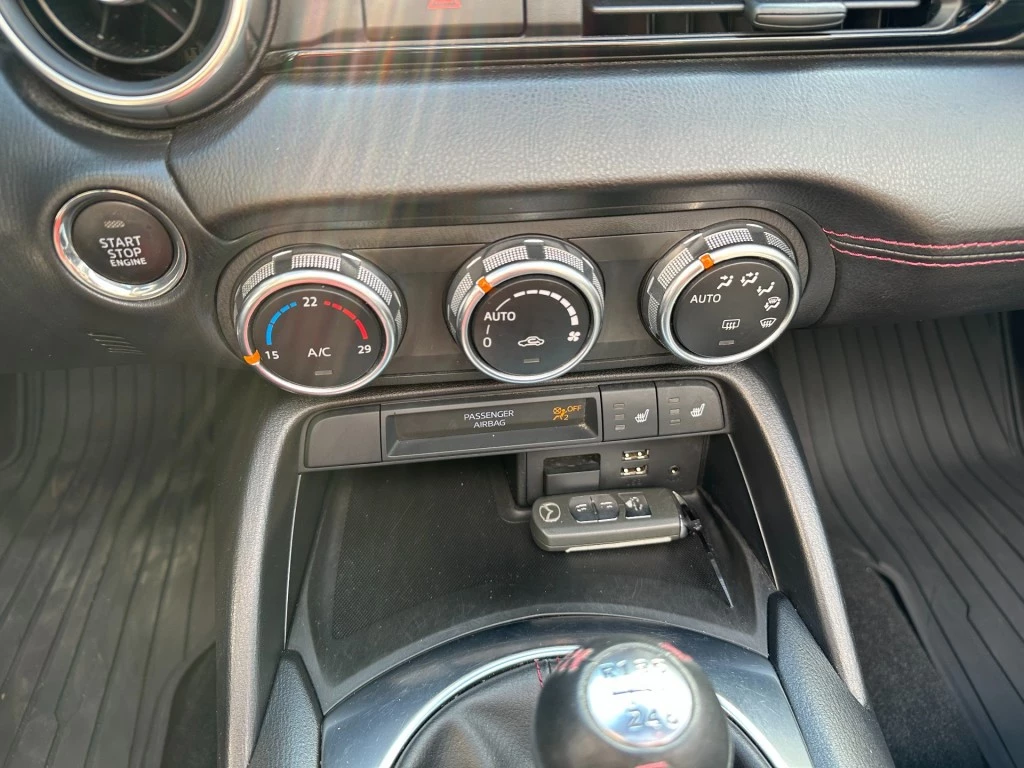 Hoofdafbeelding Mazda MX-5