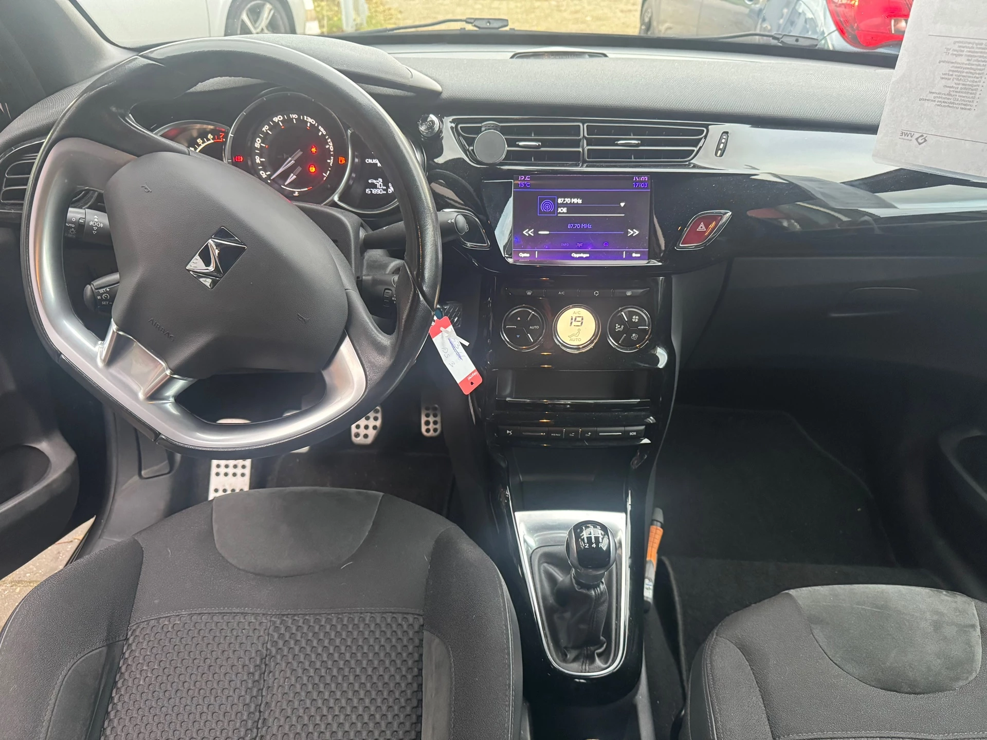 Hoofdafbeelding DS DS 3