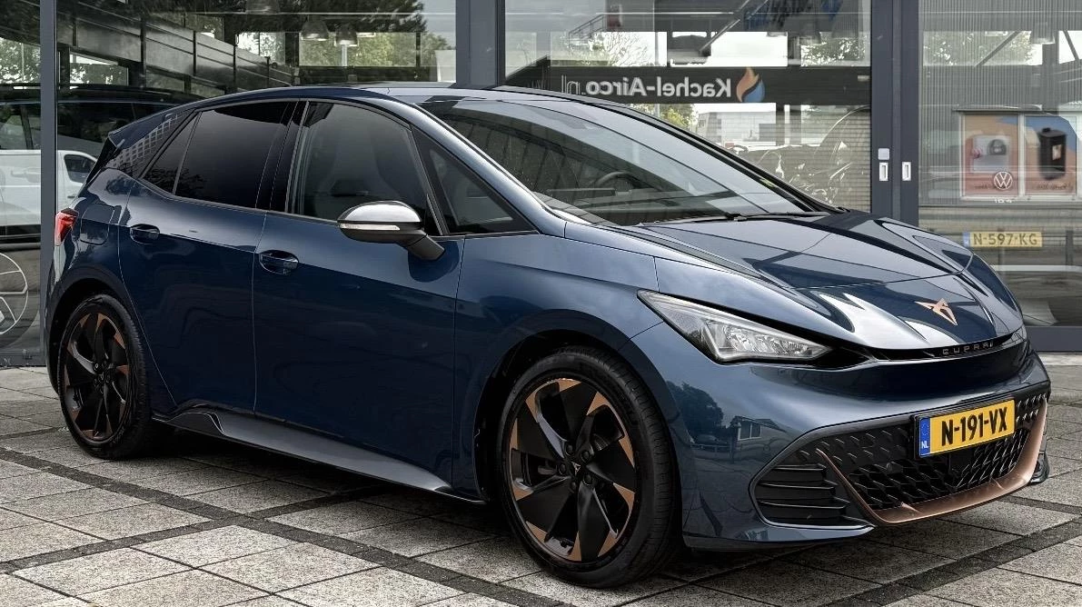 Hoofdafbeelding CUPRA Born