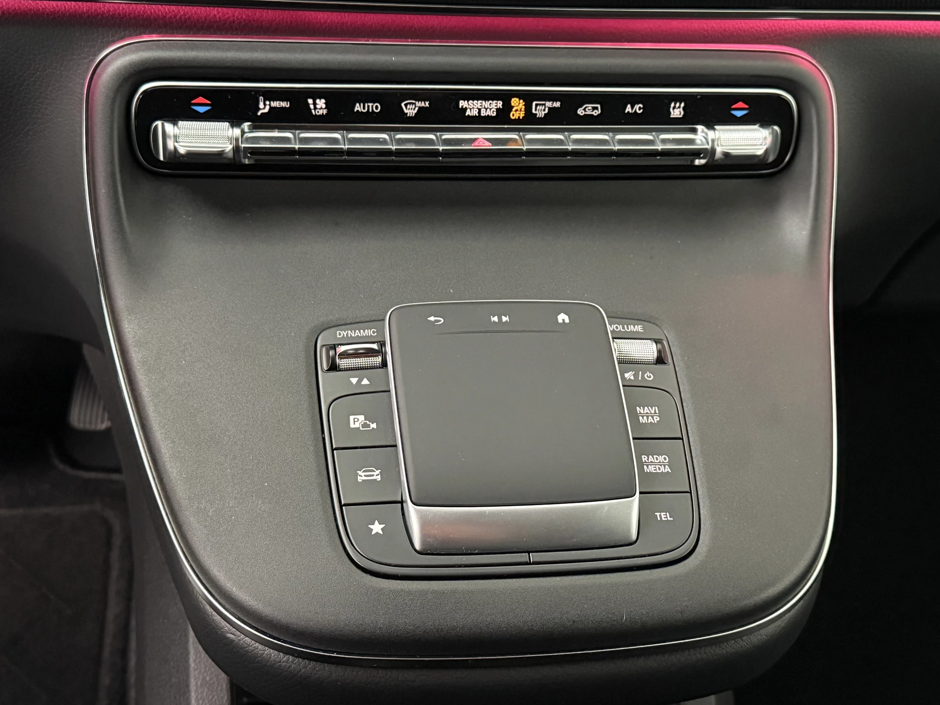 Hoofdafbeelding Mercedes-Benz EQV