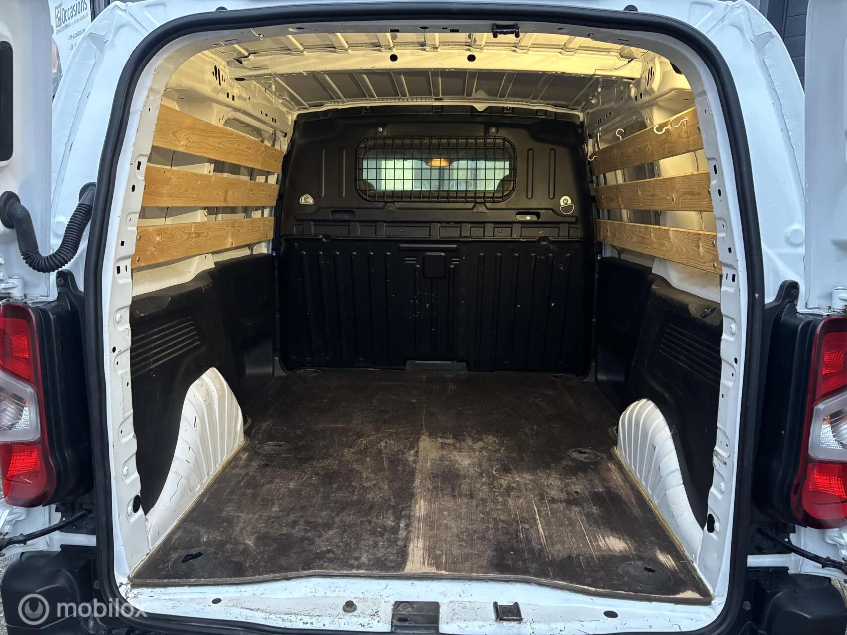 Hoofdafbeelding Peugeot Partner