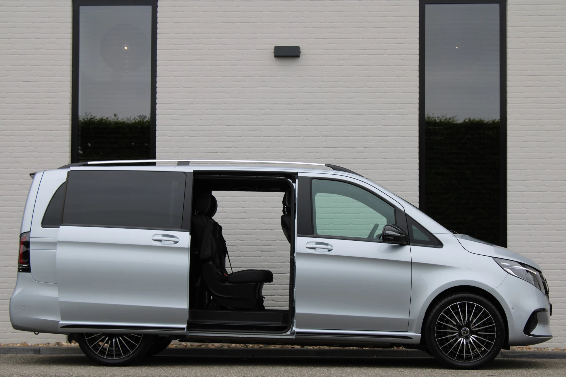 Hoofdafbeelding Mercedes-Benz EQV