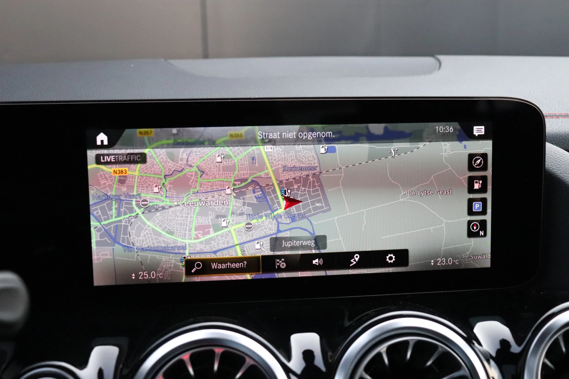 Hoofdafbeelding Mercedes-Benz EQA