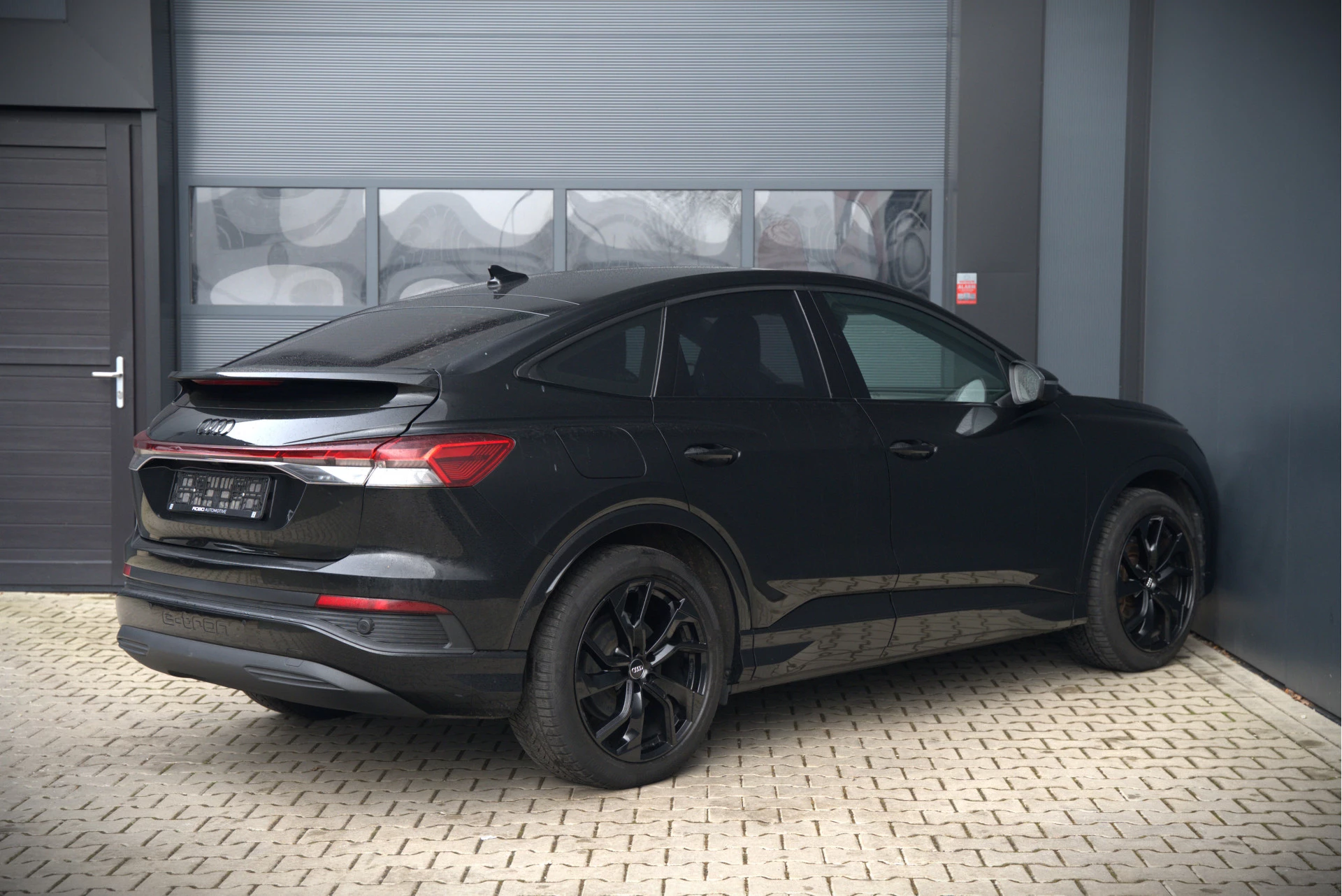 Hoofdafbeelding Audi Q4 Sportback e-tron