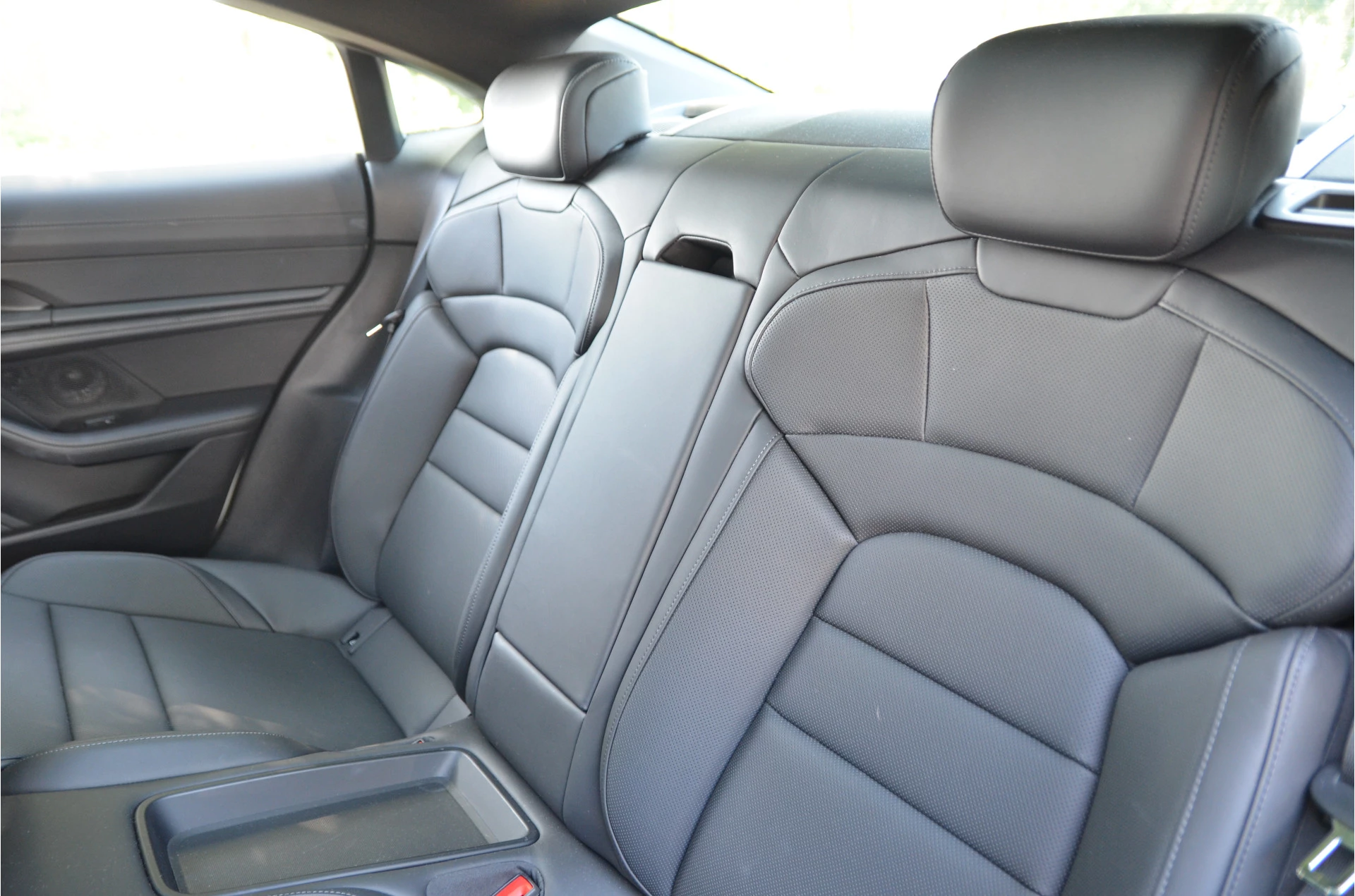 Hoofdafbeelding Porsche Taycan