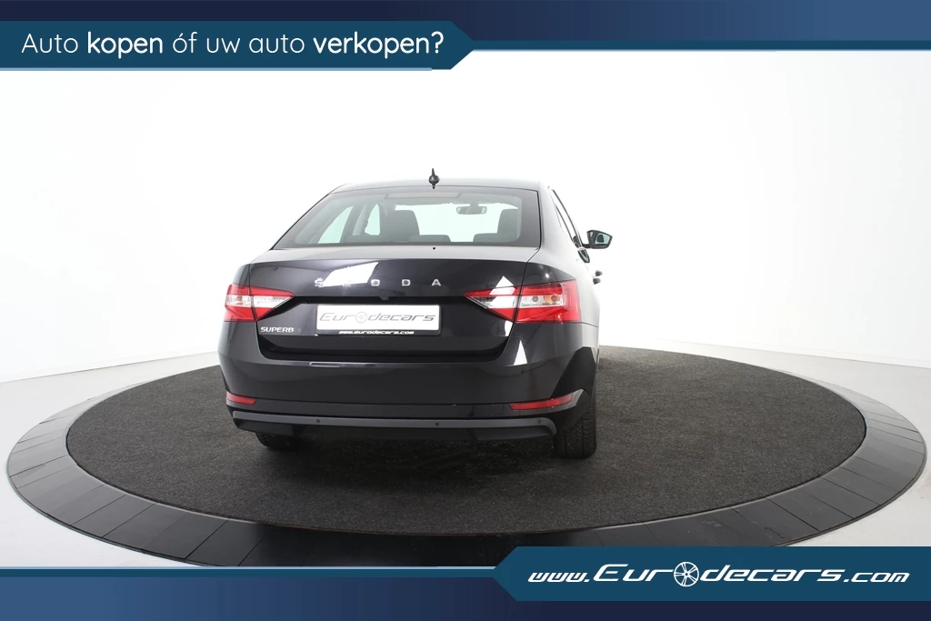 Hoofdafbeelding Škoda Superb