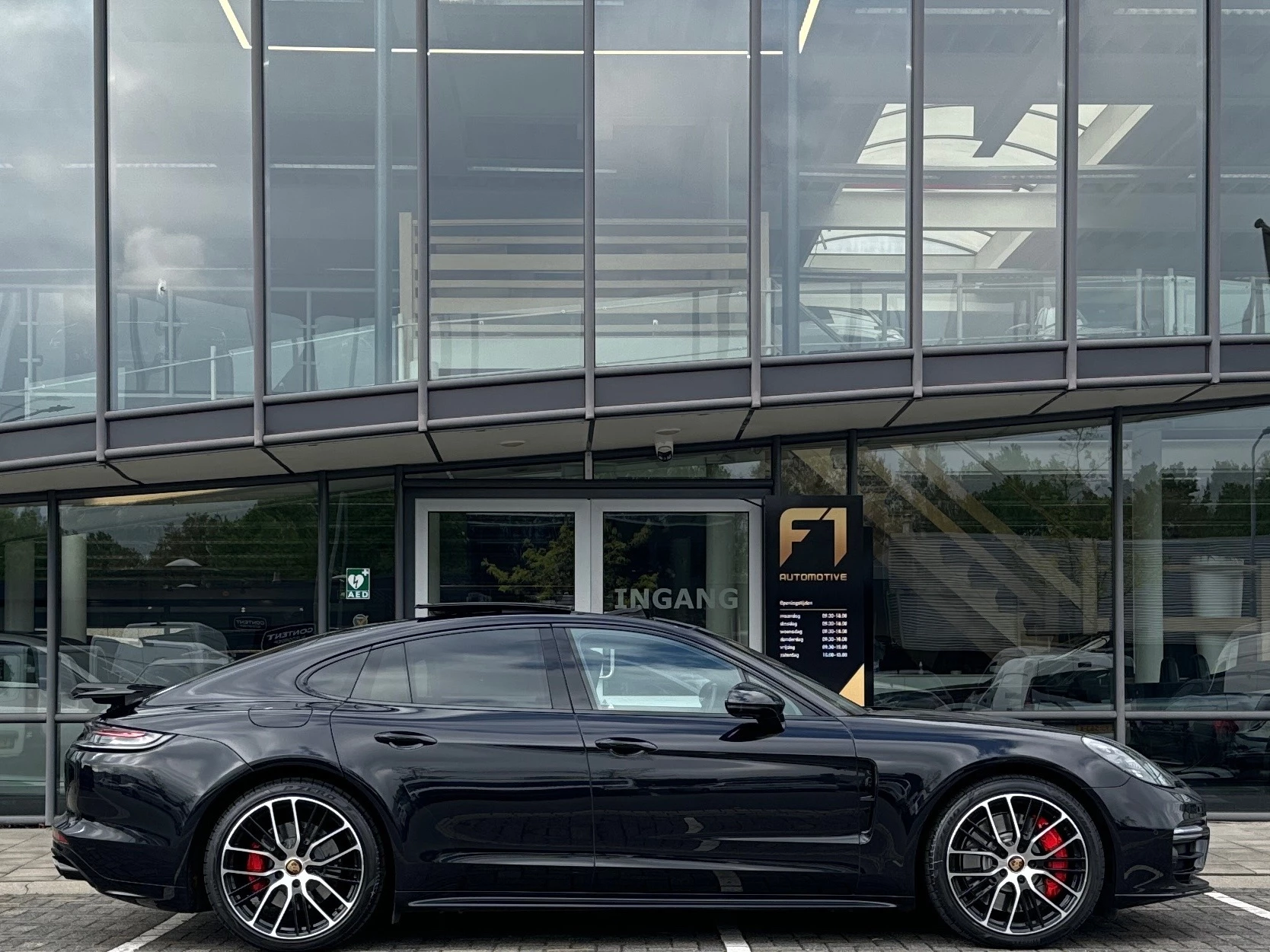 Hoofdafbeelding Porsche Panamera