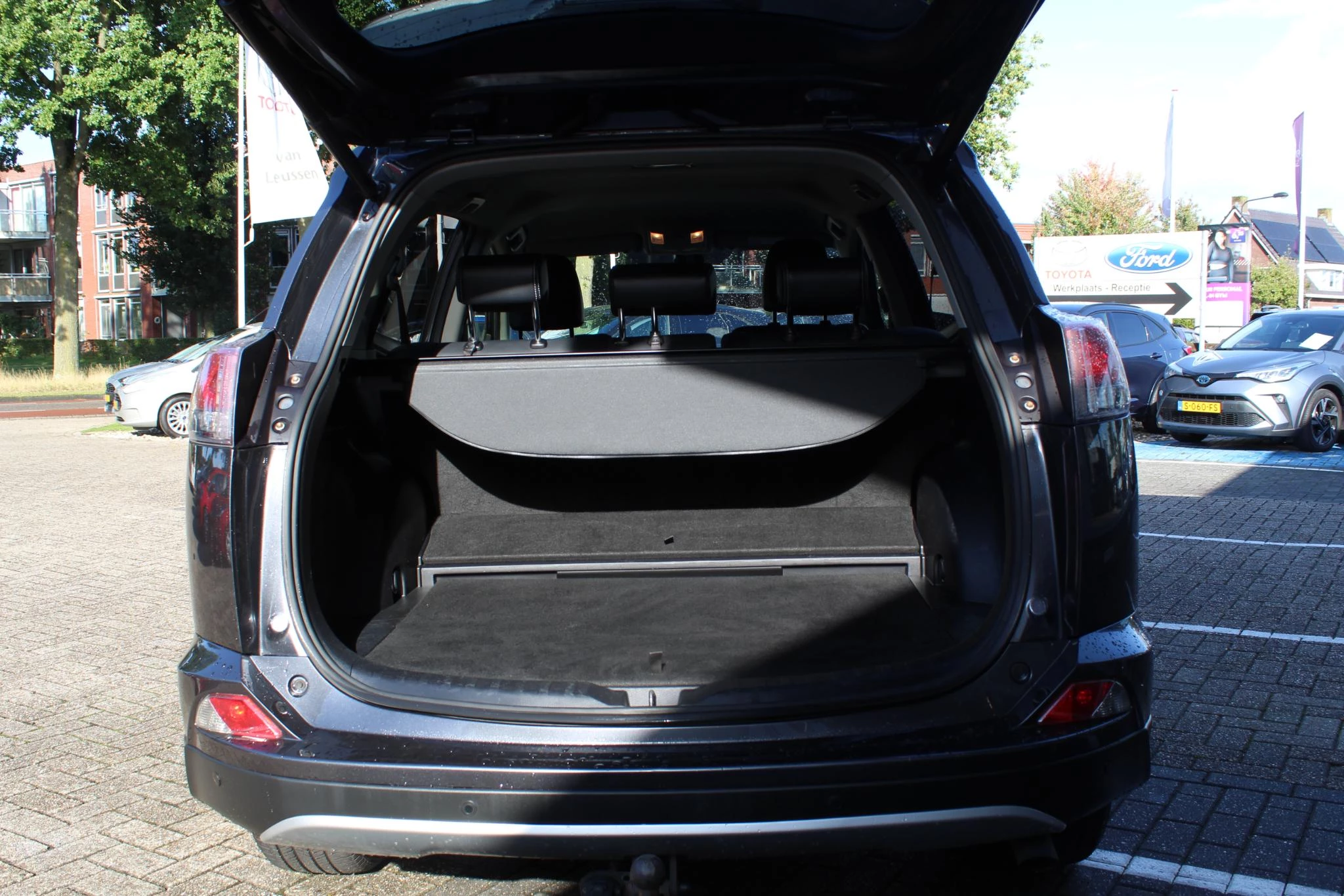Hoofdafbeelding Toyota RAV4