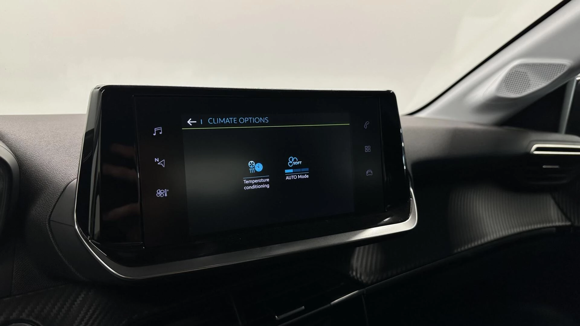 Hoofdafbeelding Peugeot e-208