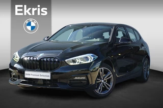 BMW 1-serie 118i Sport Line / Sportstoelen / HiFi Audio / 17 Inch / Parkeersensoren Voor + Achter / Navigatie + AppleCarPlay & AndroidAuto