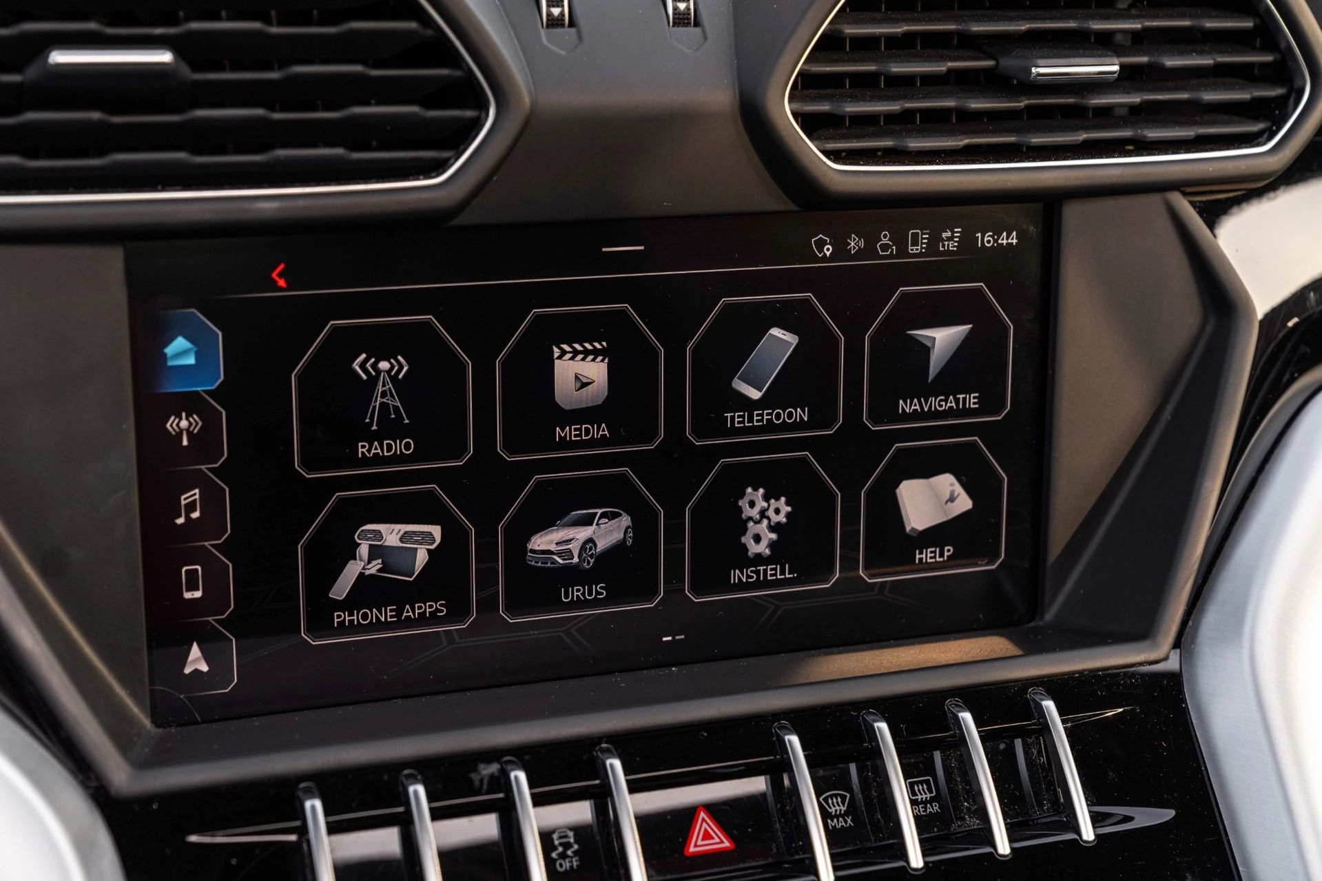 Hoofdafbeelding Lamborghini Urus