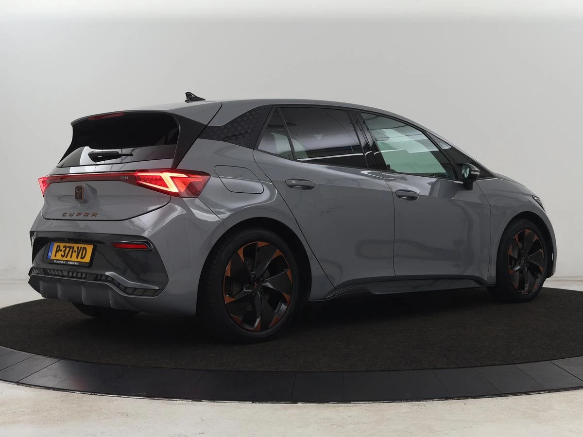 Hoofdafbeelding CUPRA Born