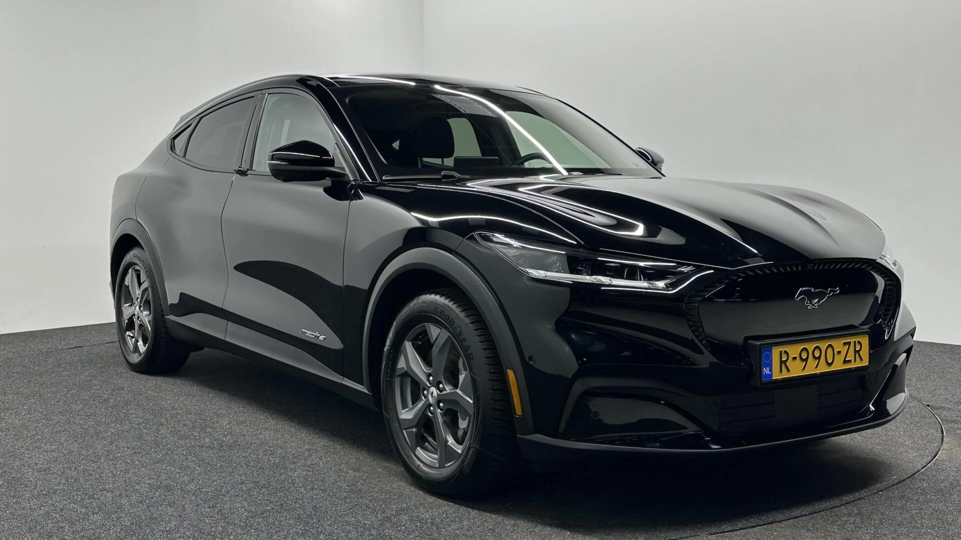 Hoofdafbeelding Ford Mustang Mach-E