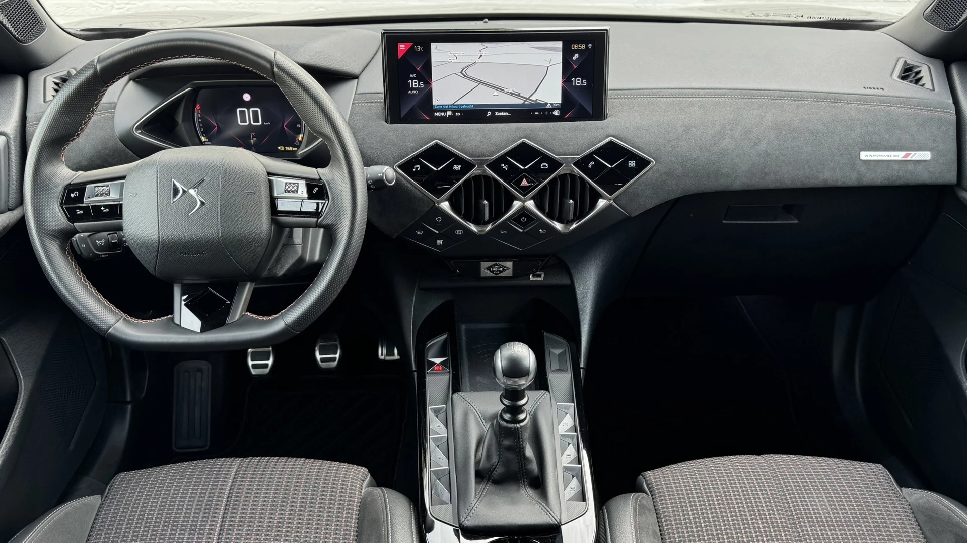 Hoofdafbeelding DS DS 3