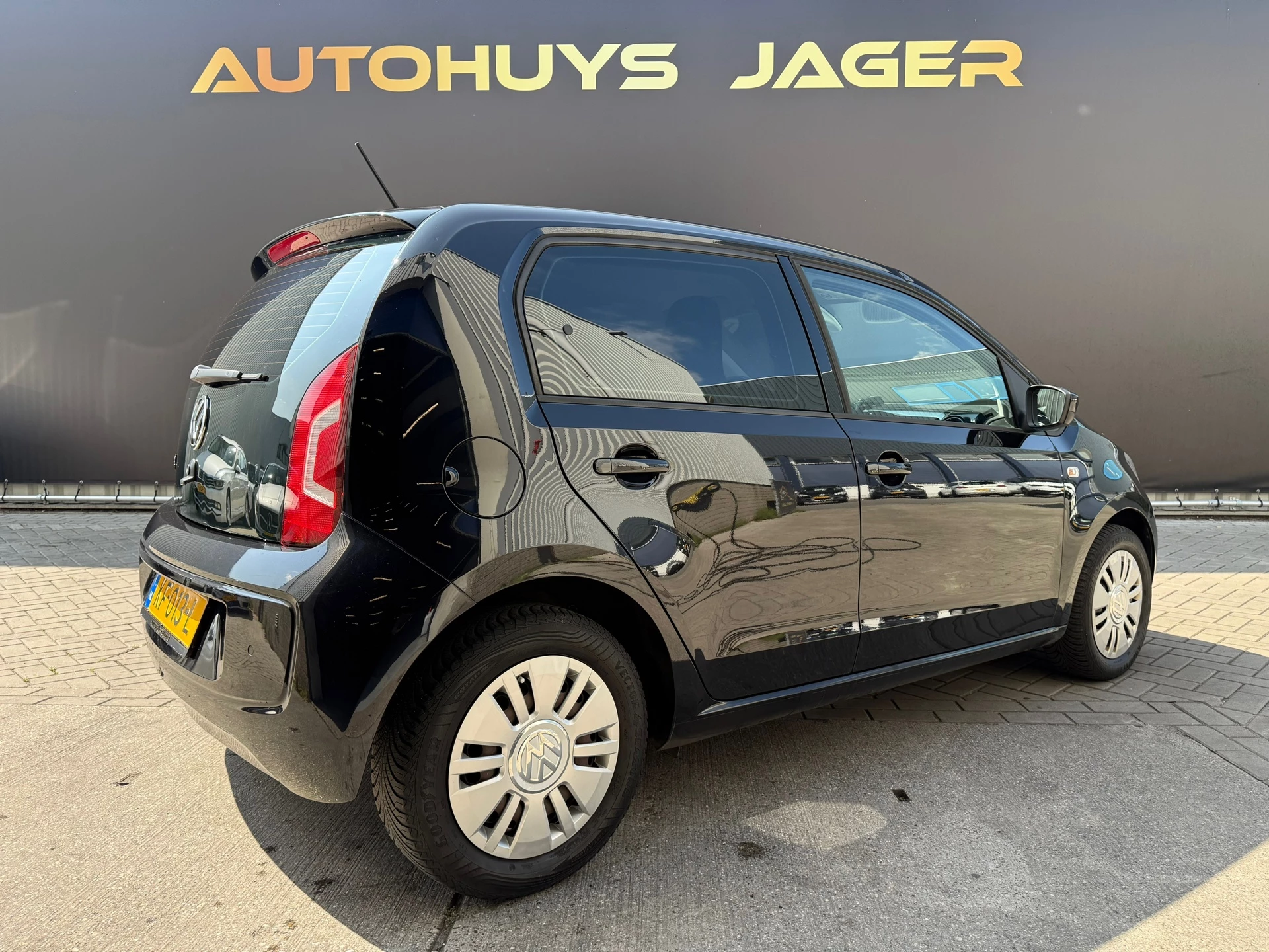 Hoofdafbeelding Volkswagen up!