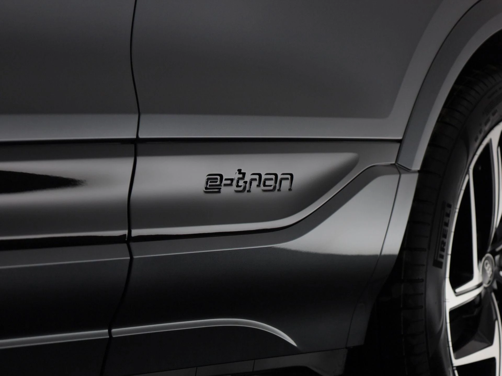 Hoofdafbeelding Audi Q6 e-tron