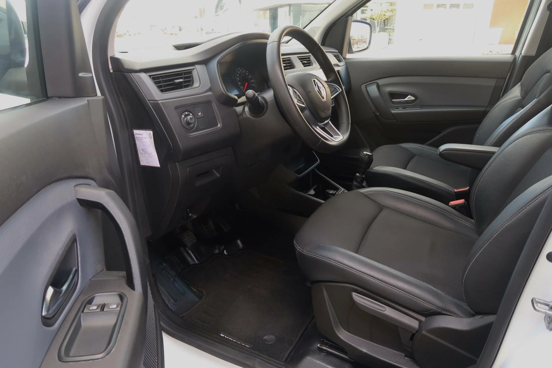 Hoofdafbeelding Renault Express