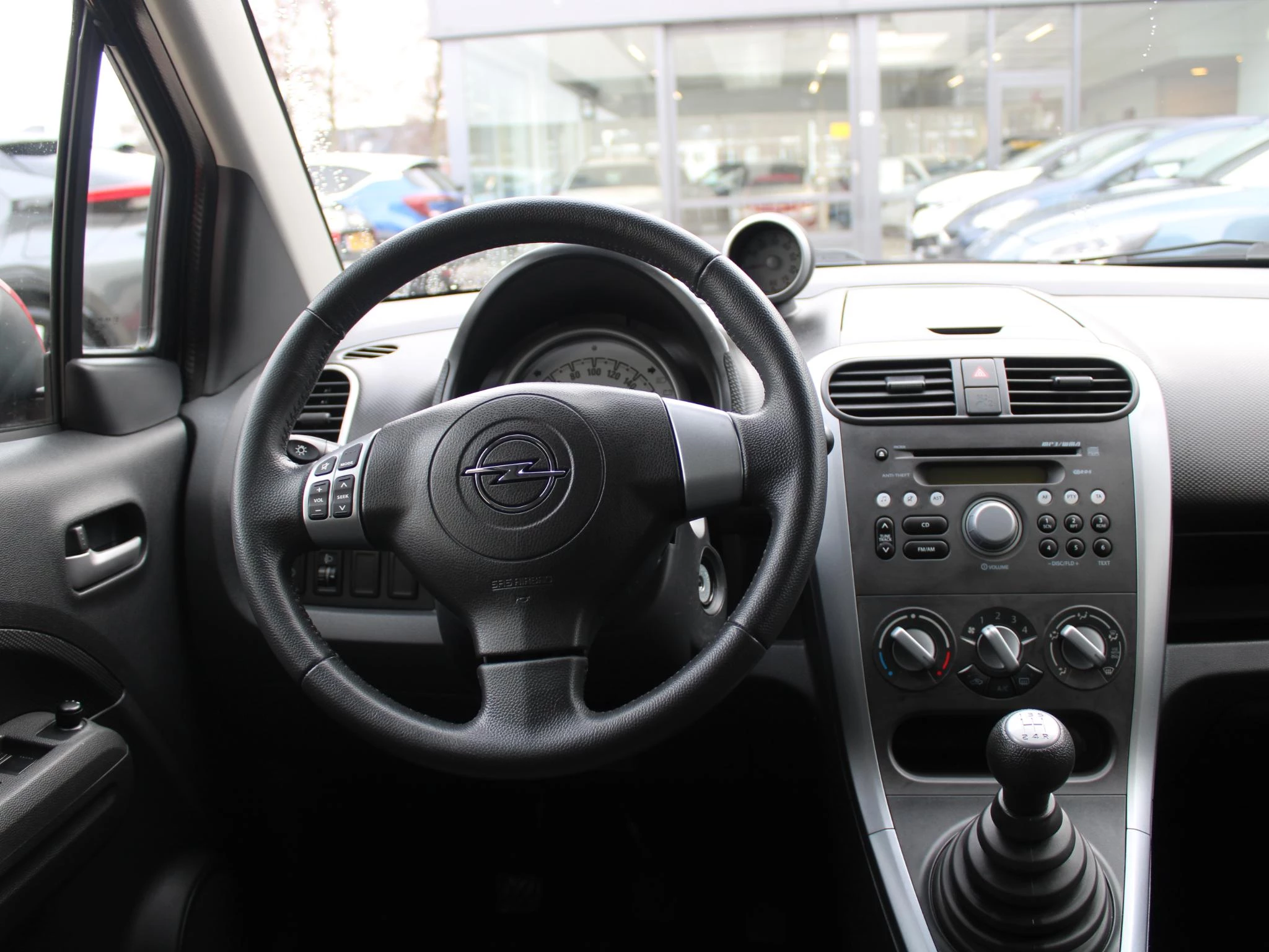 Hoofdafbeelding Opel Agila