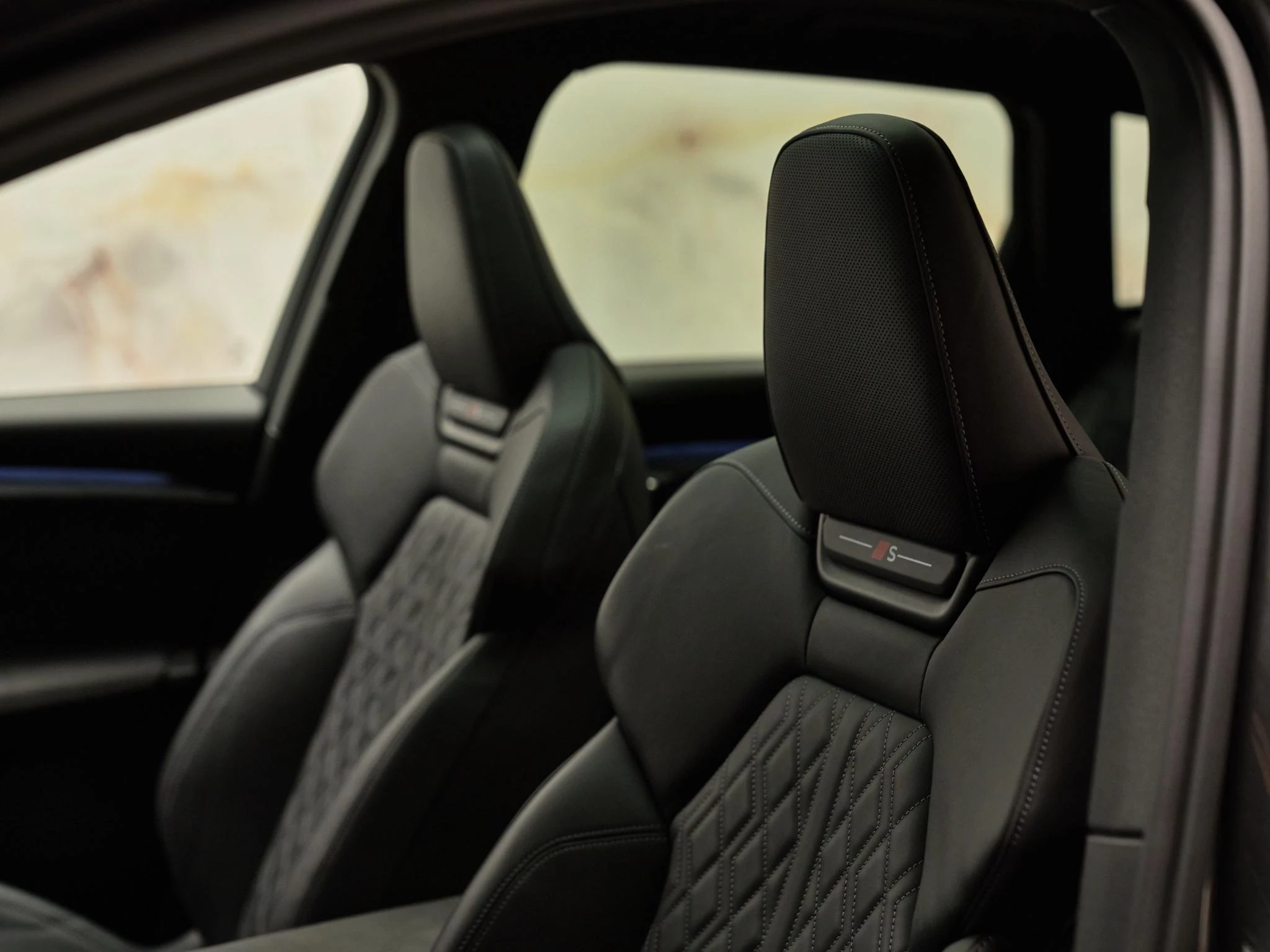 Hoofdafbeelding Audi SQ6