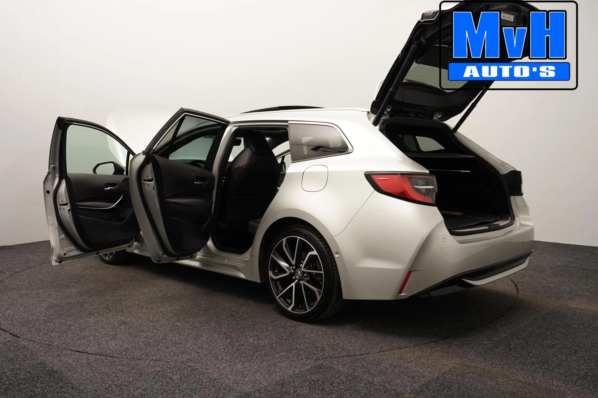 Hoofdafbeelding Toyota Corolla Touring Sports