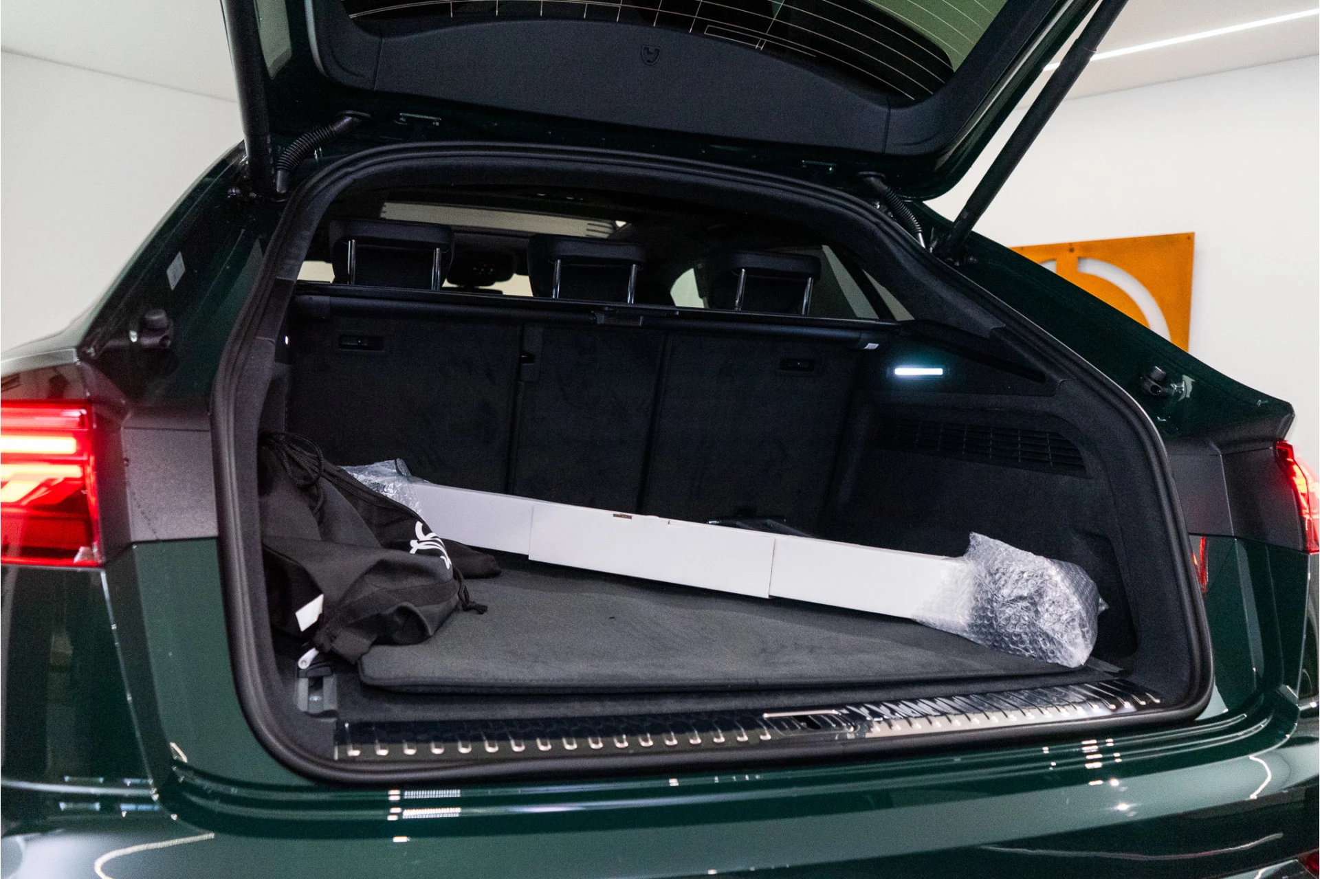 Hoofdafbeelding Audi Q8