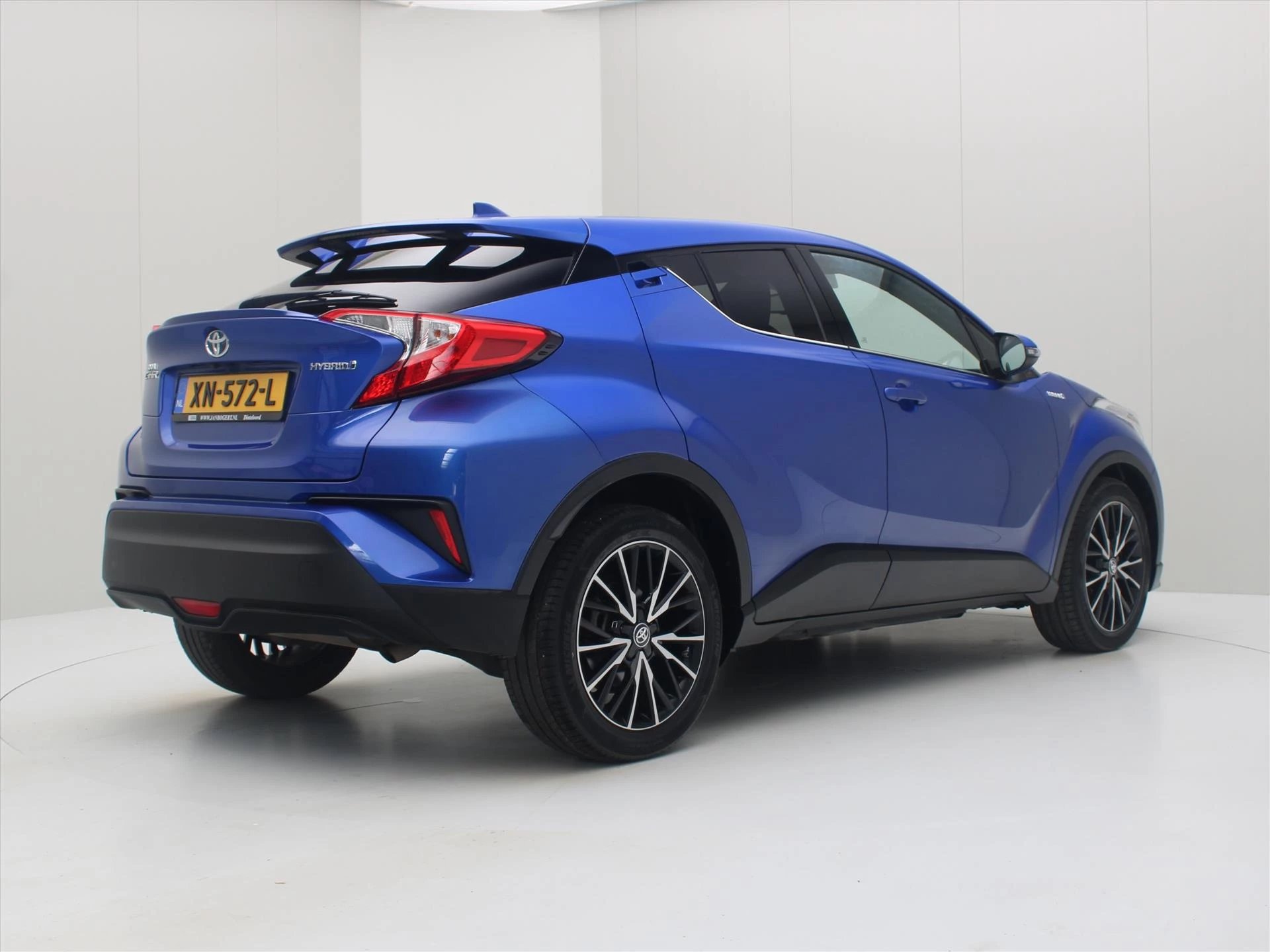 Hoofdafbeelding Toyota C-HR