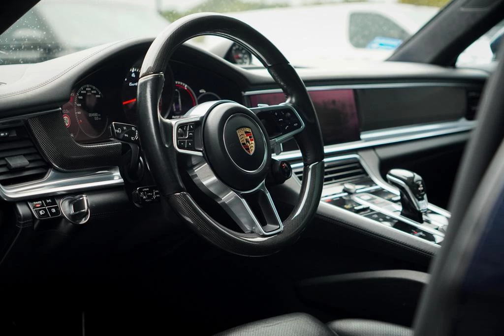 Hoofdafbeelding Porsche Panamera