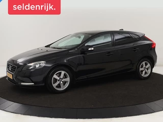Volvo V40 1.6 T2 Kinetic | Trekhaak | Navigatie |  Cruise control | Bluetooth | Climate control | Parkeerhulp