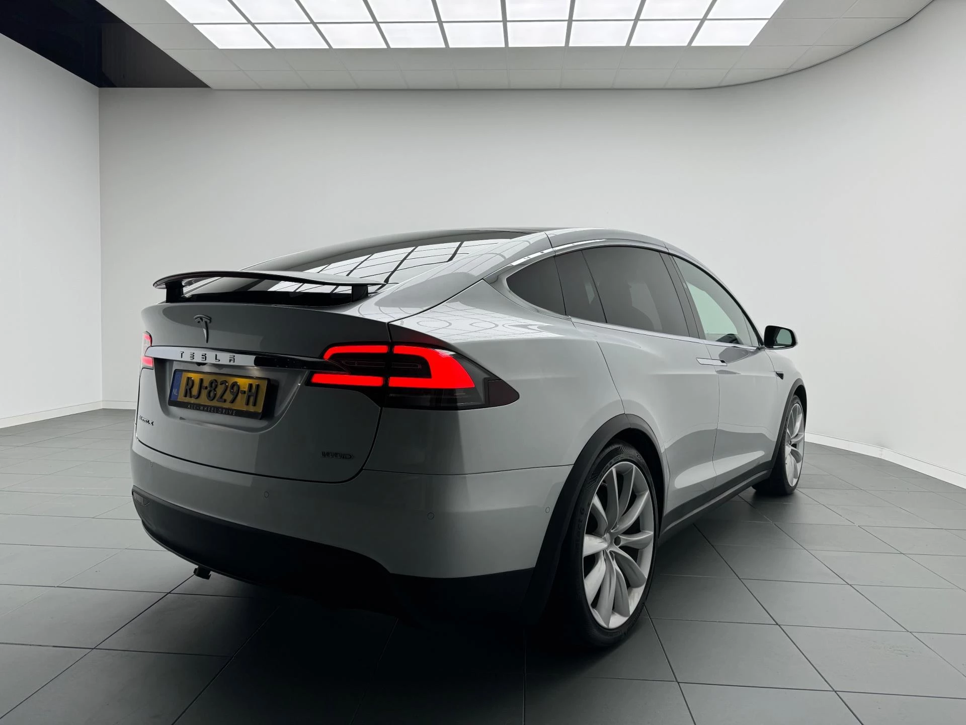 Hoofdafbeelding Tesla Model X