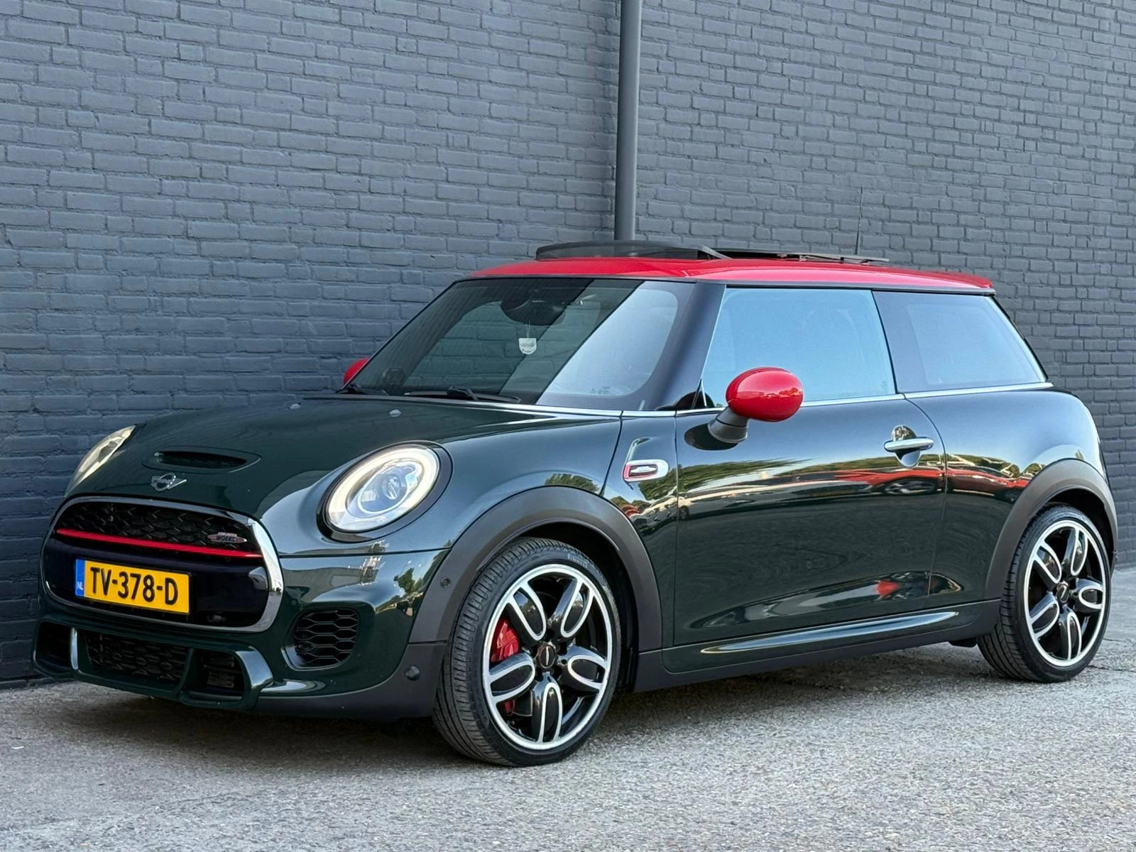 Hoofdafbeelding MINI Cooper