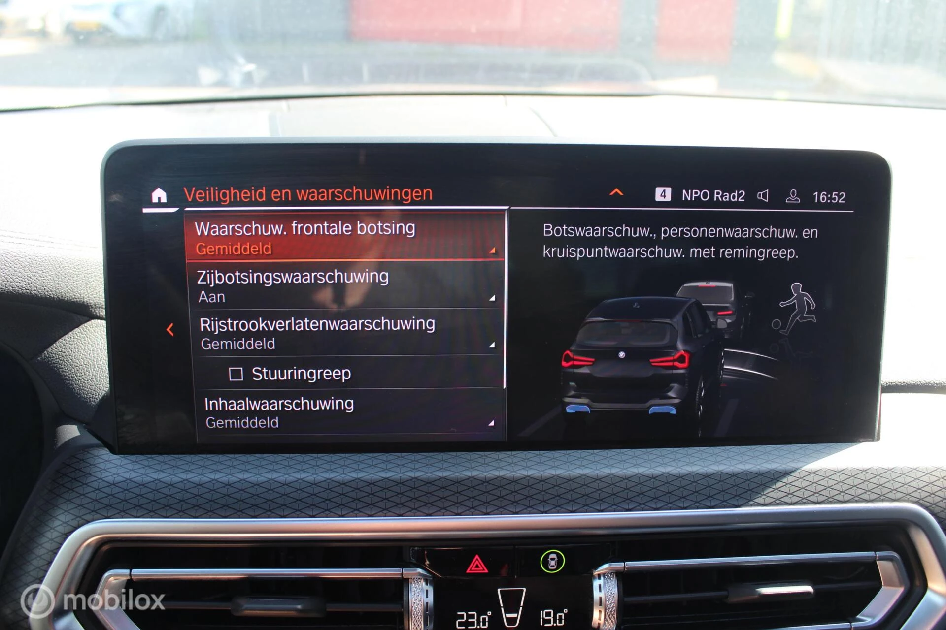 Hoofdafbeelding BMW iX3