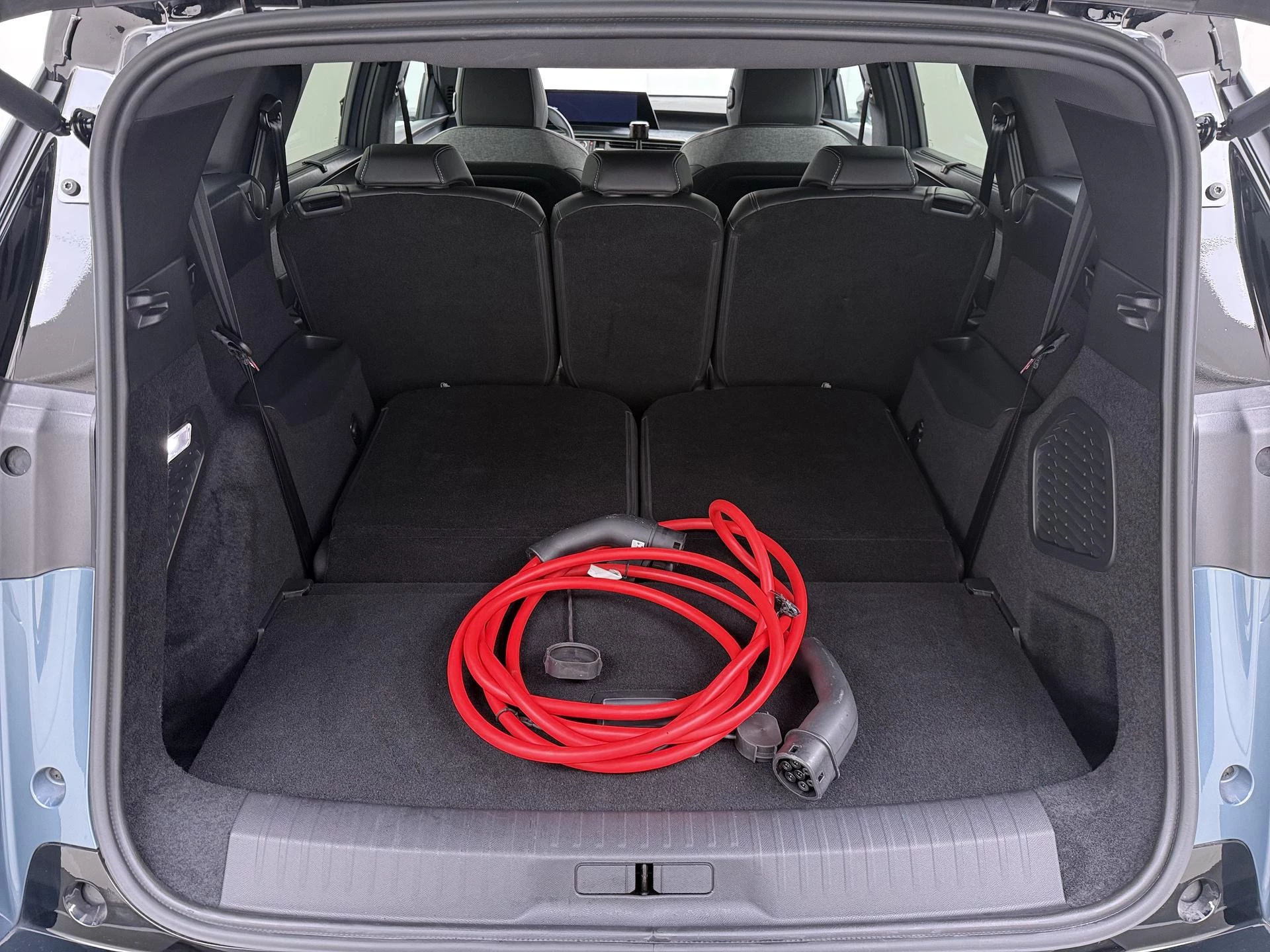 Hoofdafbeelding Peugeot e-5008