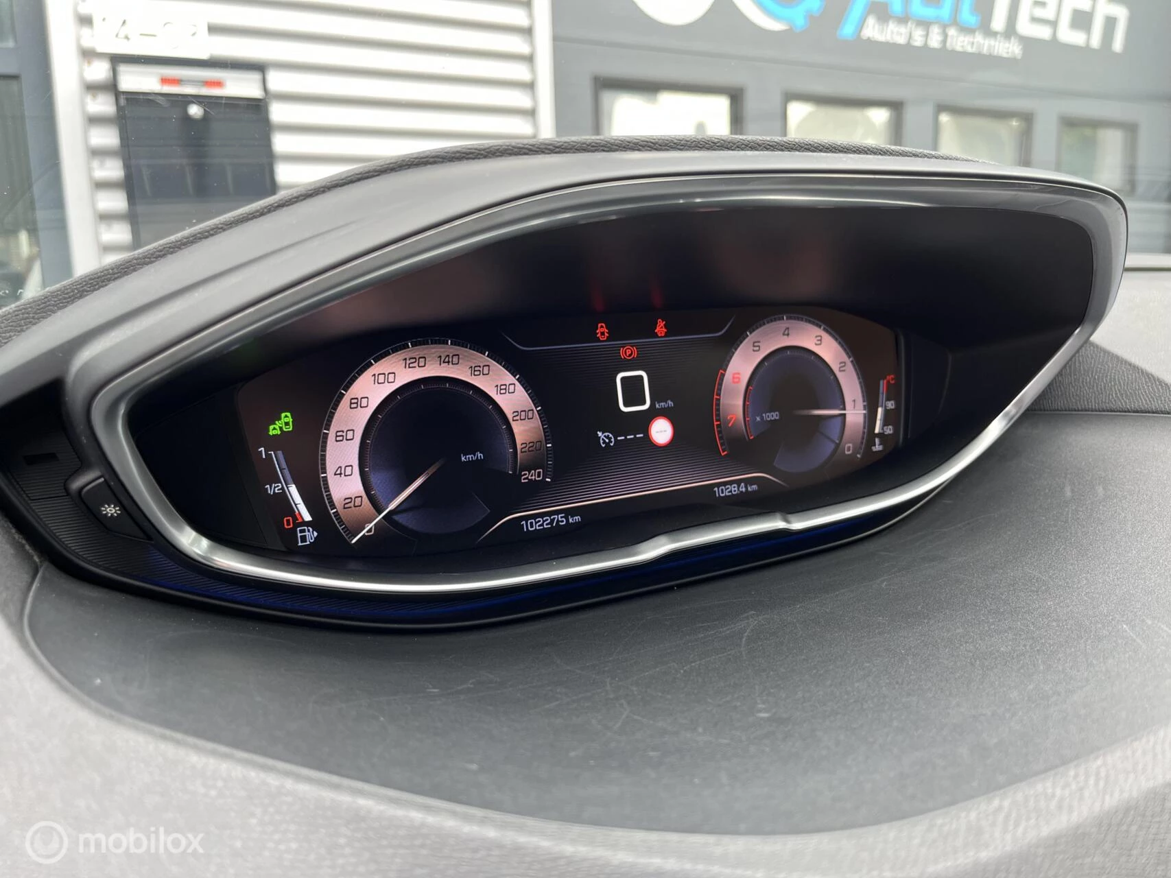 Hoofdafbeelding Peugeot 5008